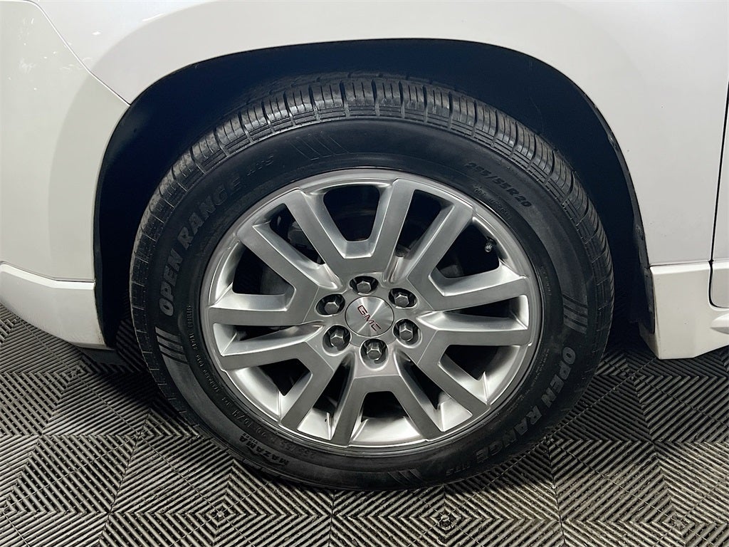 2016 GMC Acadia Denali