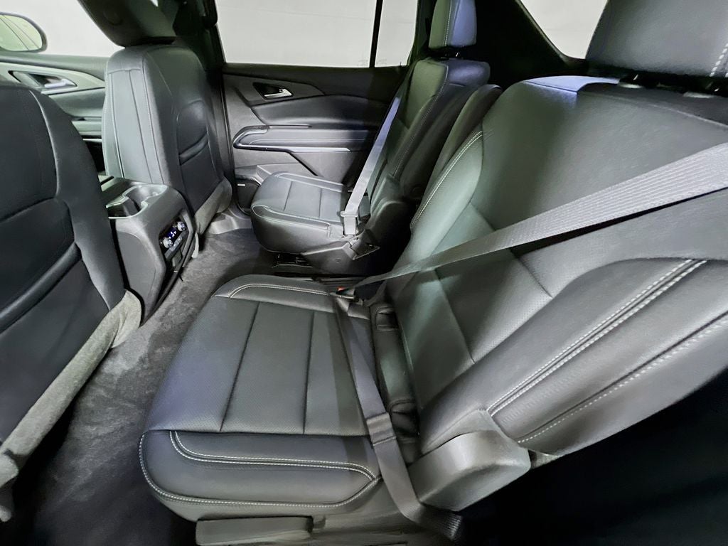 2025 Chevrolet Traverse LT 2LT