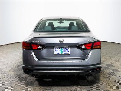 2022 Nissan Altima 2.5 SV