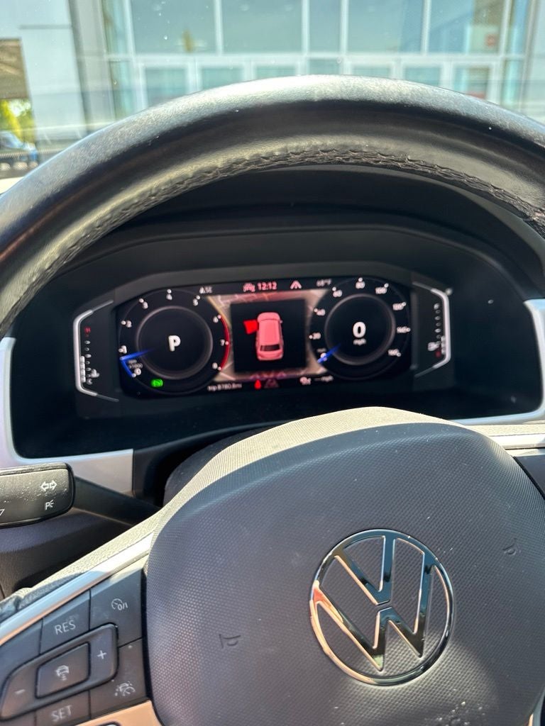 2022 Volkswagen Atlas 3.6L V6 SEL Premium R-Line