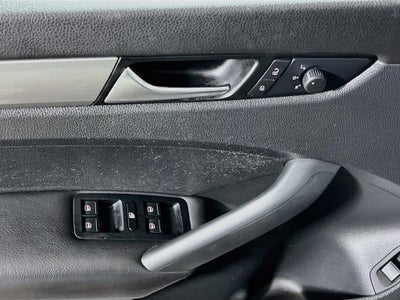 2014 Volkswagen Passat 1.8T S