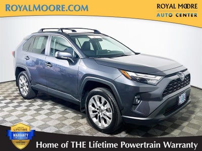 2025 Toyota RAV4 XLE Premium