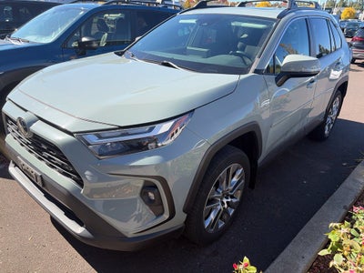 2022 Toyota RAV4 XLE Premium