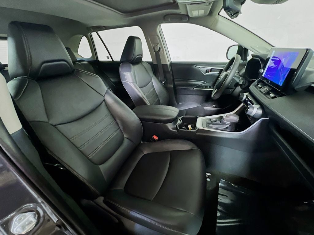 2025 Toyota RAV4 Hybrid XLE Premium