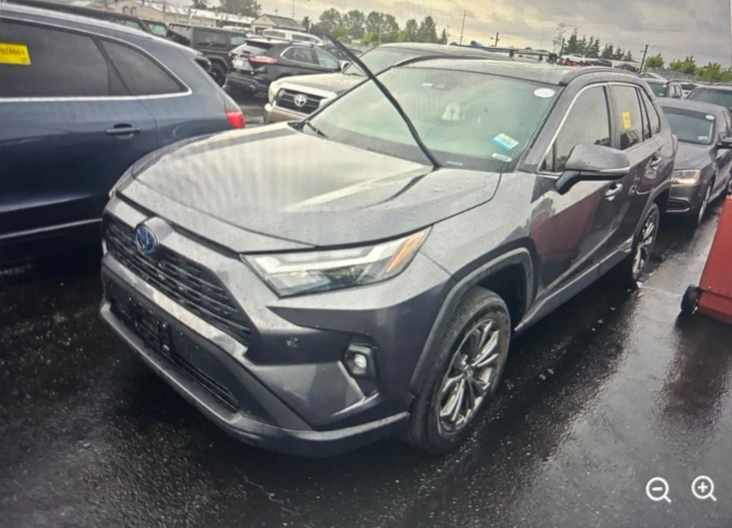 2023 Toyota RAV4 Hybrid XLE Premium