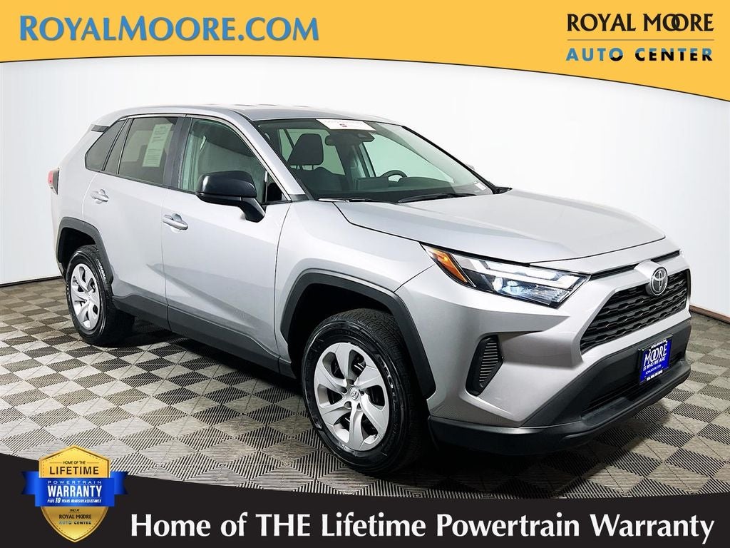 2024 Toyota RAV4 LE