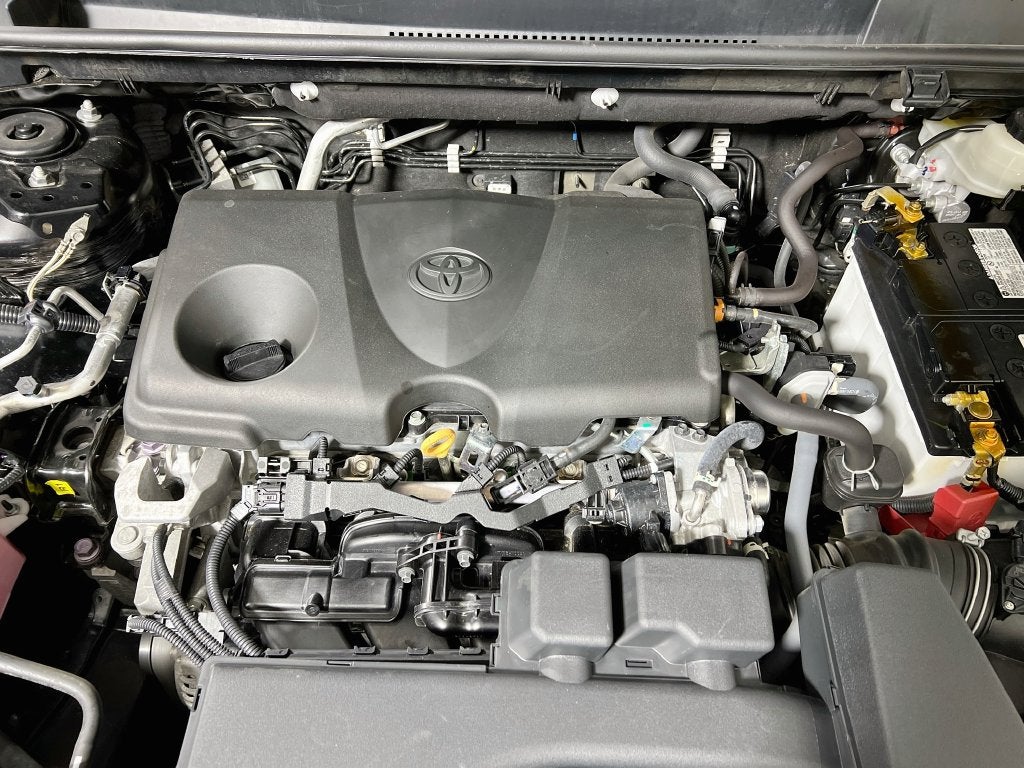 2022 Toyota RAV4 LE