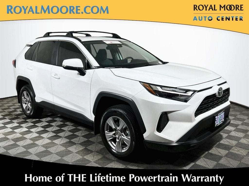 2025 Toyota RAV4 XLE