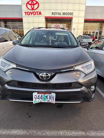 2017 Toyota RAV4 XLE