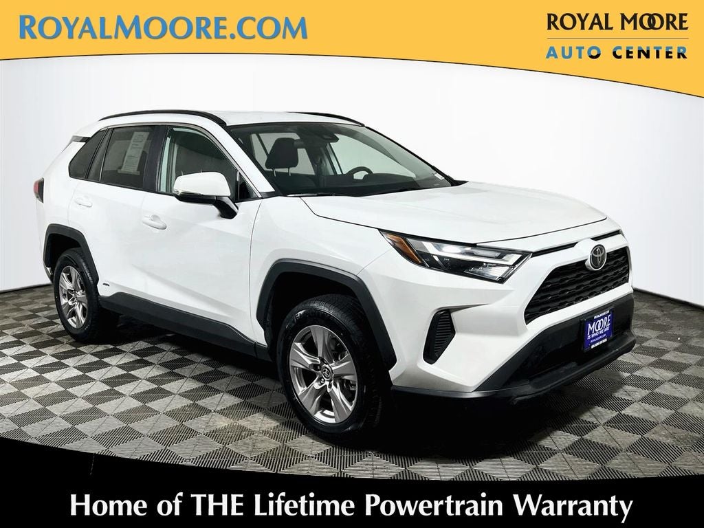 2025 Toyota RAV4 Hybrid XLE
