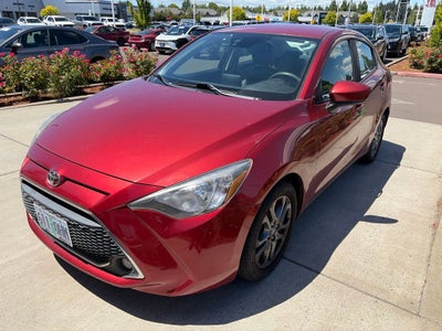 2020 Toyota Yaris L
