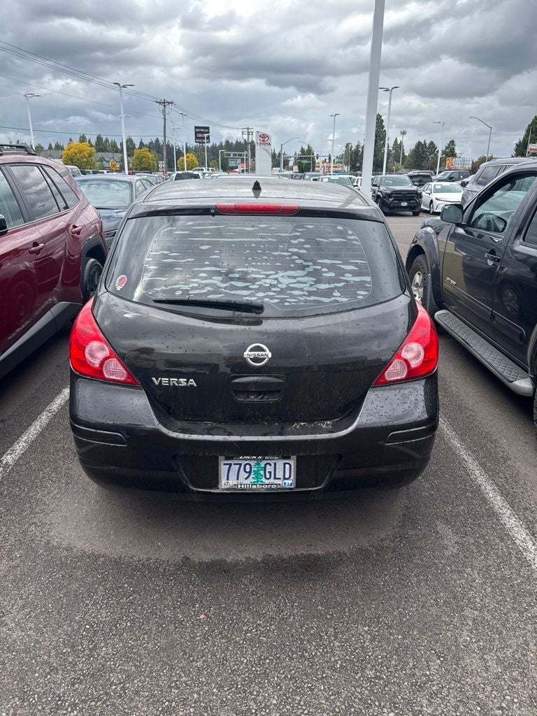 2011 Nissan Versa 1.8 S