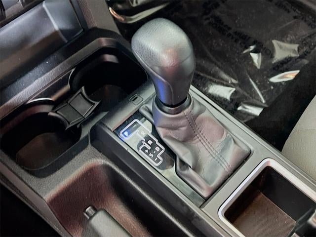 2022 Toyota Tacoma SR V6