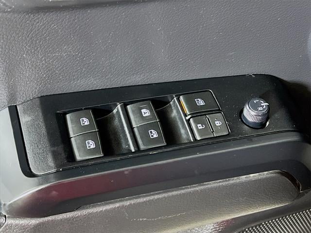 2022 Toyota Tacoma SR V6