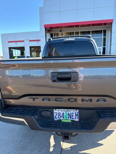 2022 Toyota Tacoma TRD Off-Road V6