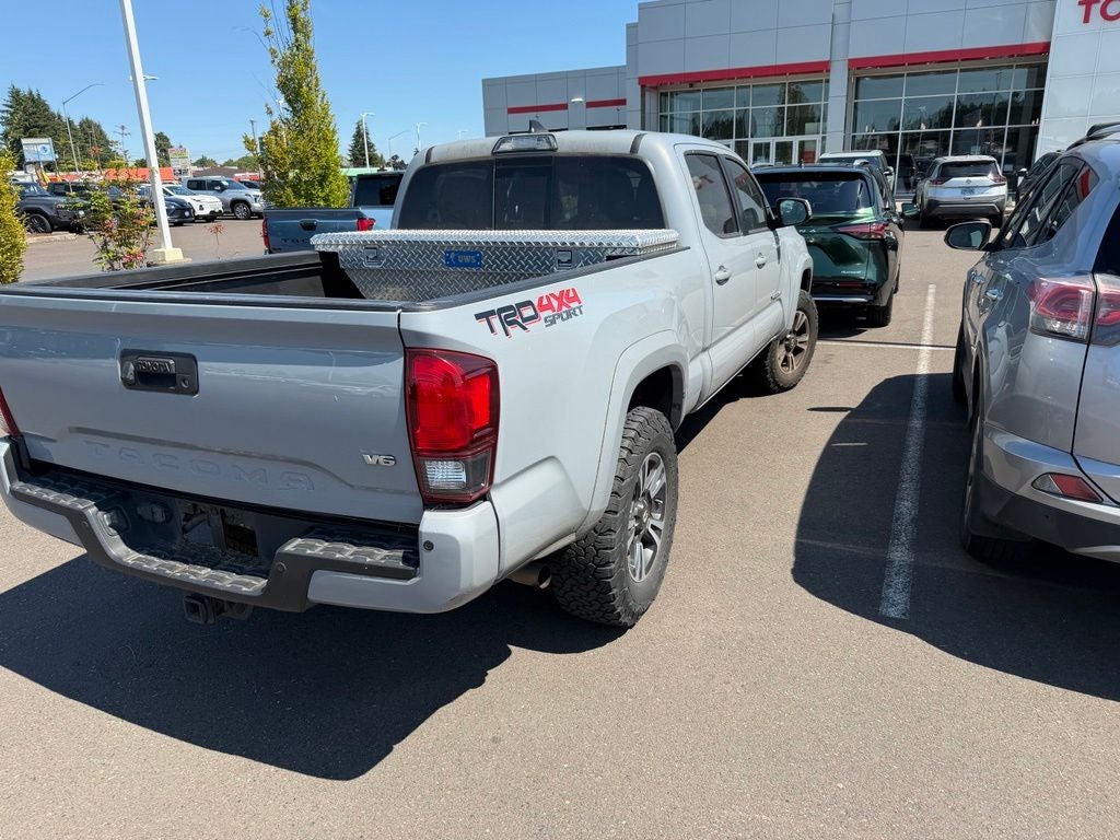 2018 Toyota Tacoma SR5 V6