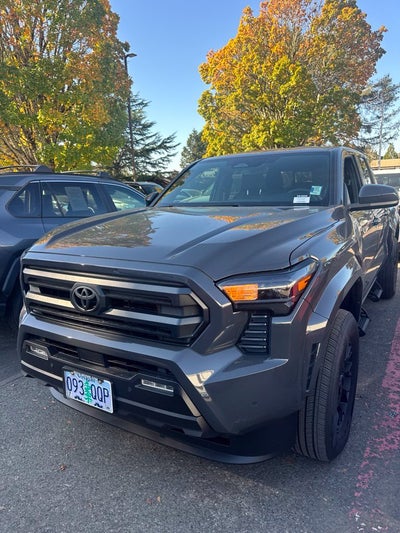2025 Toyota Tacoma SR5