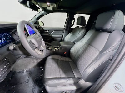 2025 Toyota Tacoma Hybrid TRD Sport