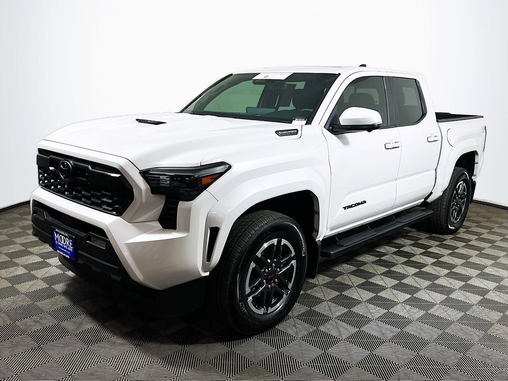 2025 Toyota Tacoma Hybrid TRD Sport