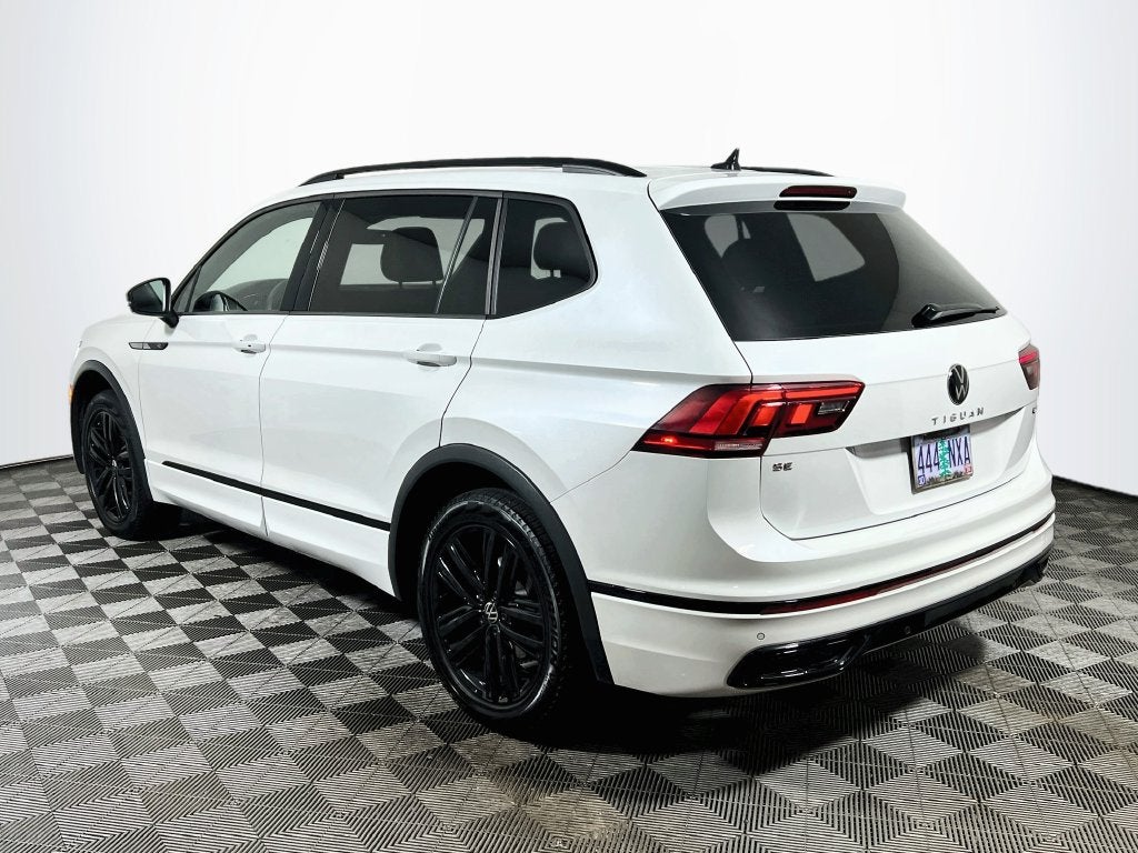 2022 Volkswagen Tiguan 2.0T SE R-Line Black
