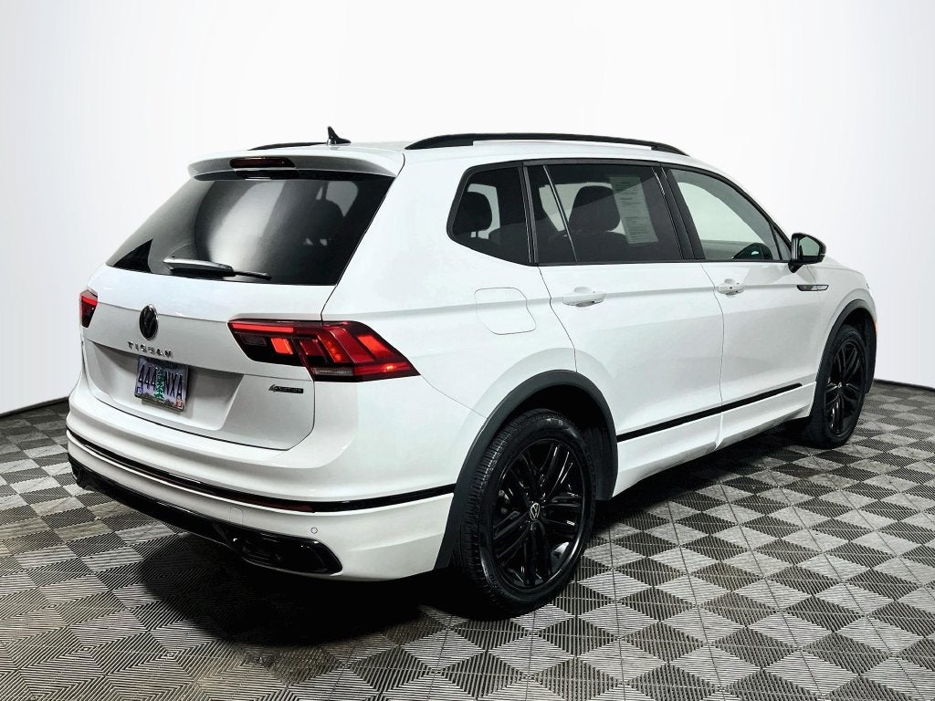 2022 Volkswagen Tiguan 2.0T SE R-Line Black