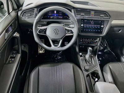 2022 Volkswagen Tiguan 2.0T SE R-Line Black