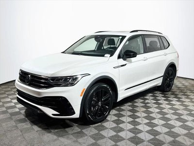 2022 Volkswagen Tiguan 2.0T SE R-Line Black