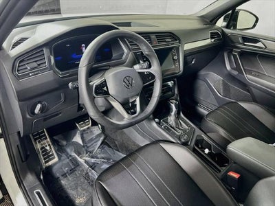 2022 Volkswagen Tiguan 2.0T SE R-Line Black