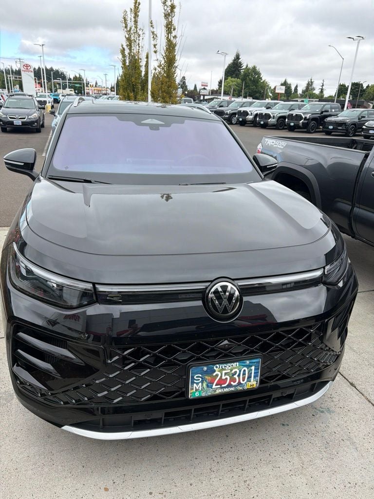 2026 Volkswagen Tiguan 2.0T SEL R-Line Turbo