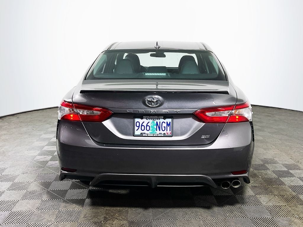 2019 Toyota Camry SE