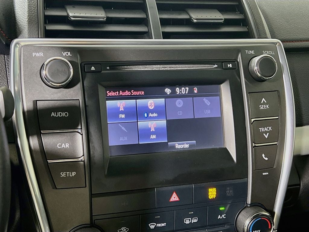 2017 Toyota Camry SE