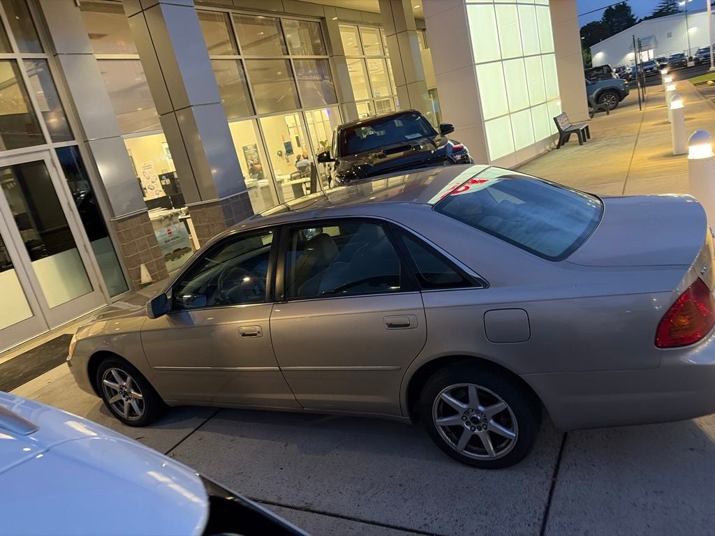 2000 Toyota Avalon XLS