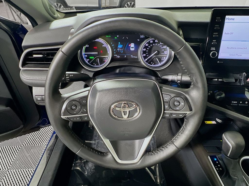 2023 Toyota Camry Hybrid XLE