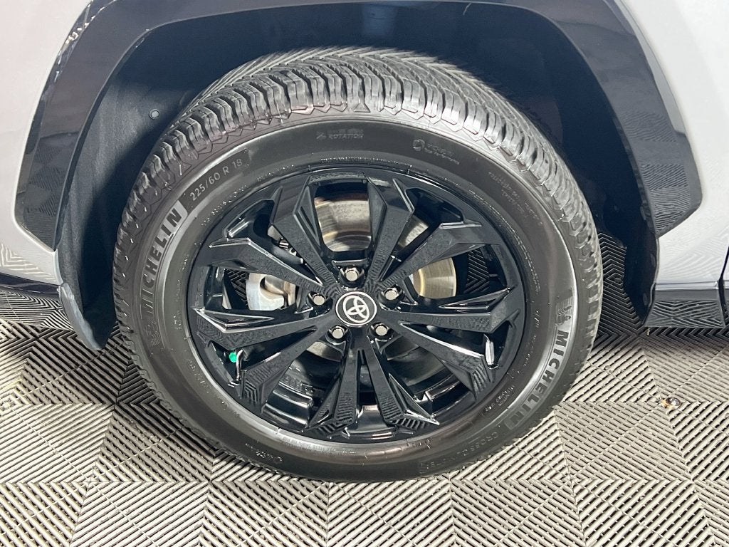 2022 Toyota RAV4 Hybrid XSE