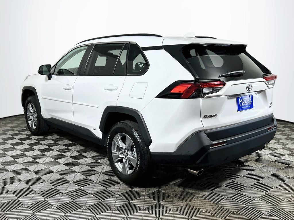 2025 Toyota RAV4 Hybrid XLE