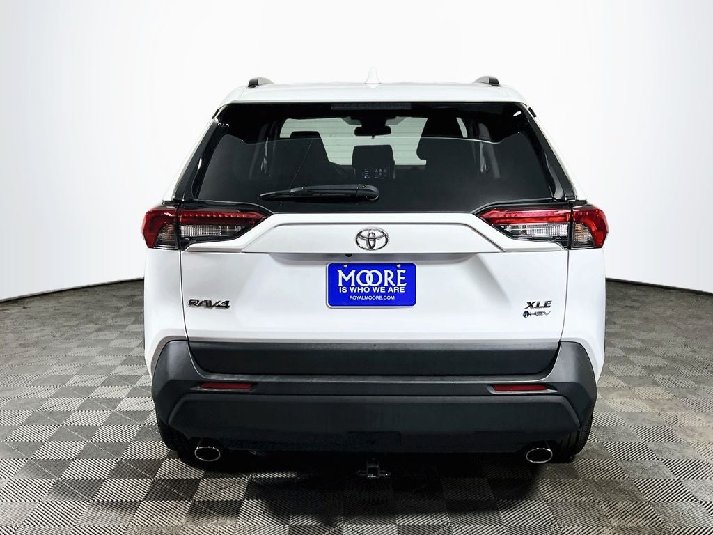2025 Toyota RAV4 Hybrid XLE