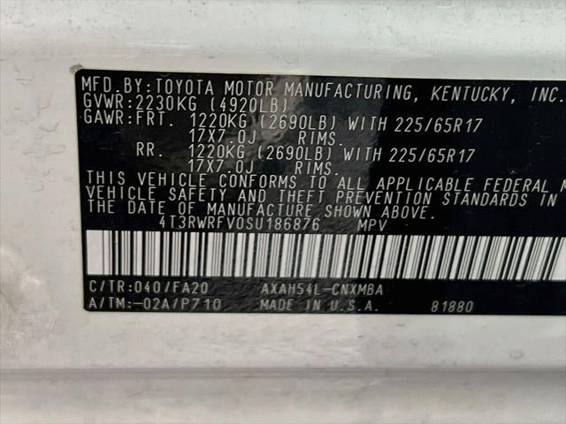 2025 Toyota RAV4 Hybrid XLE