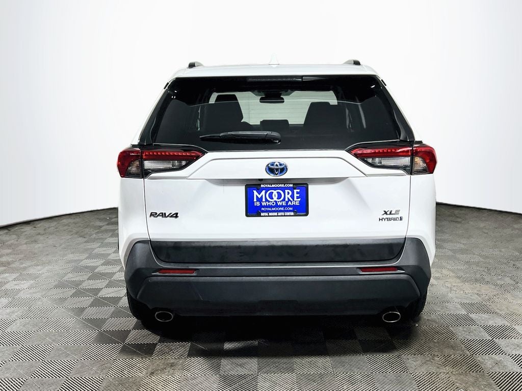 2023 Toyota RAV4 Hybrid XLE