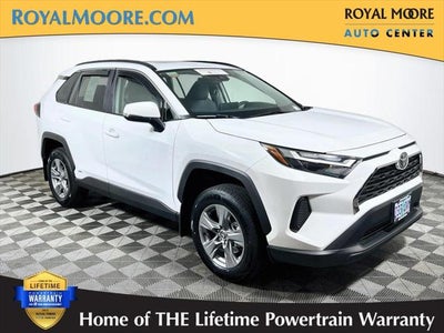 2025 Toyota RAV4 Hybrid XLE