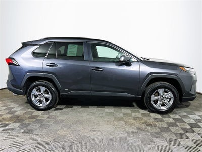 2025 Toyota RAV4 Hybrid XLE