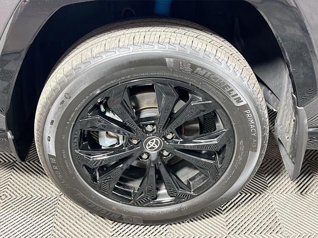 2024 Toyota RAV4 Hybrid SE