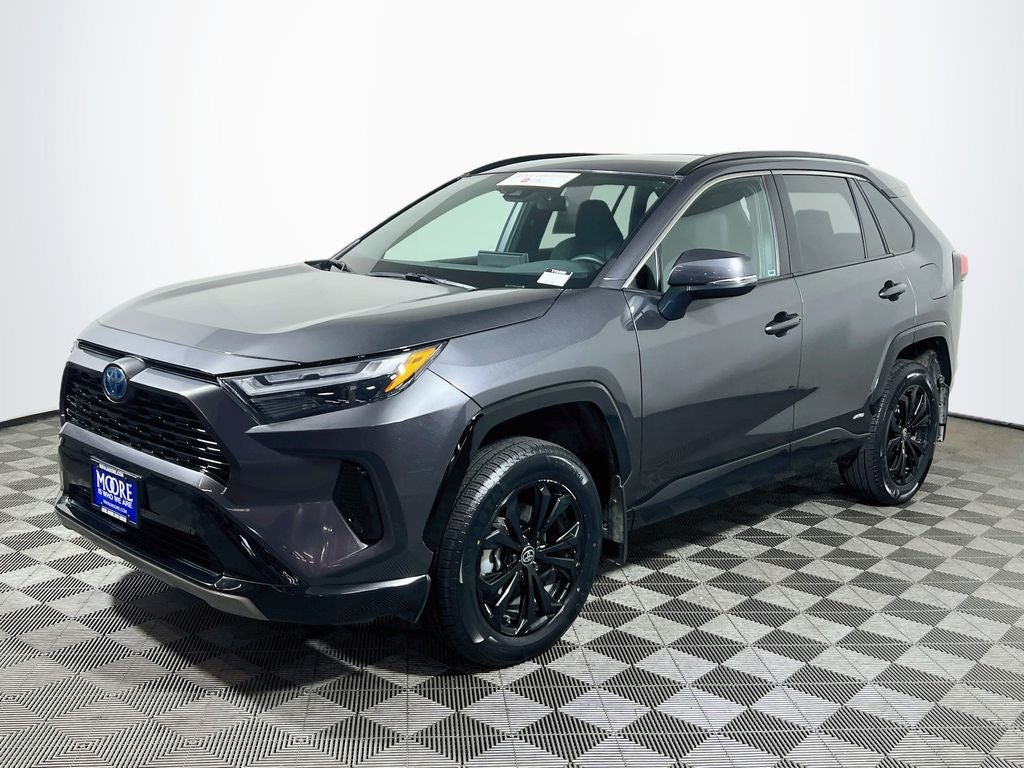 2024 Toyota RAV4 Hybrid SE