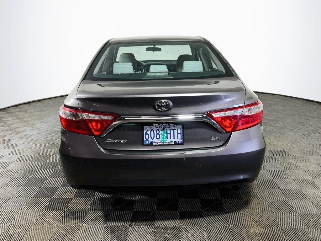 2016 Toyota Camry LE