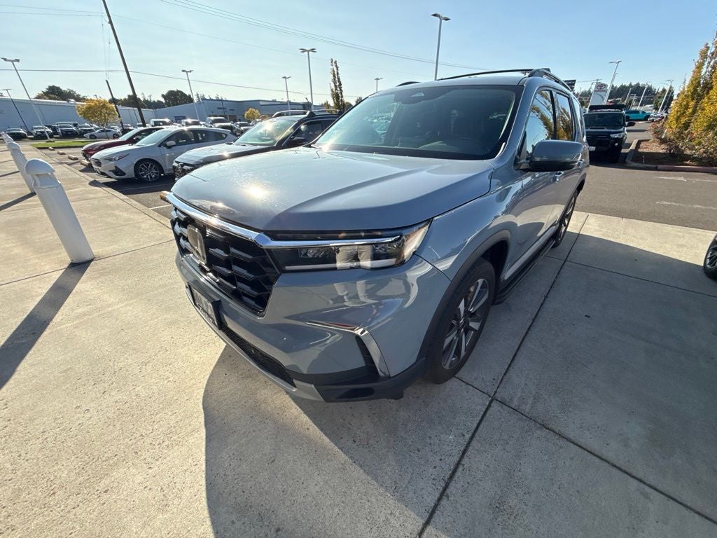 2023 Honda Pilot Touring