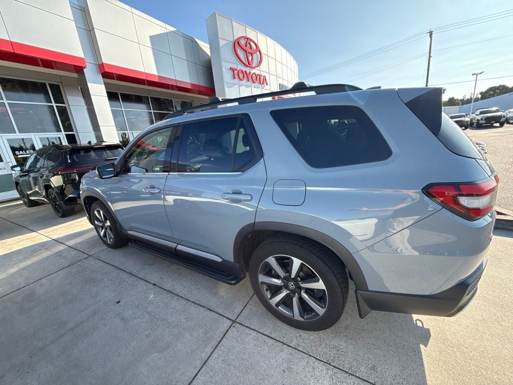2023 Honda Pilot Touring