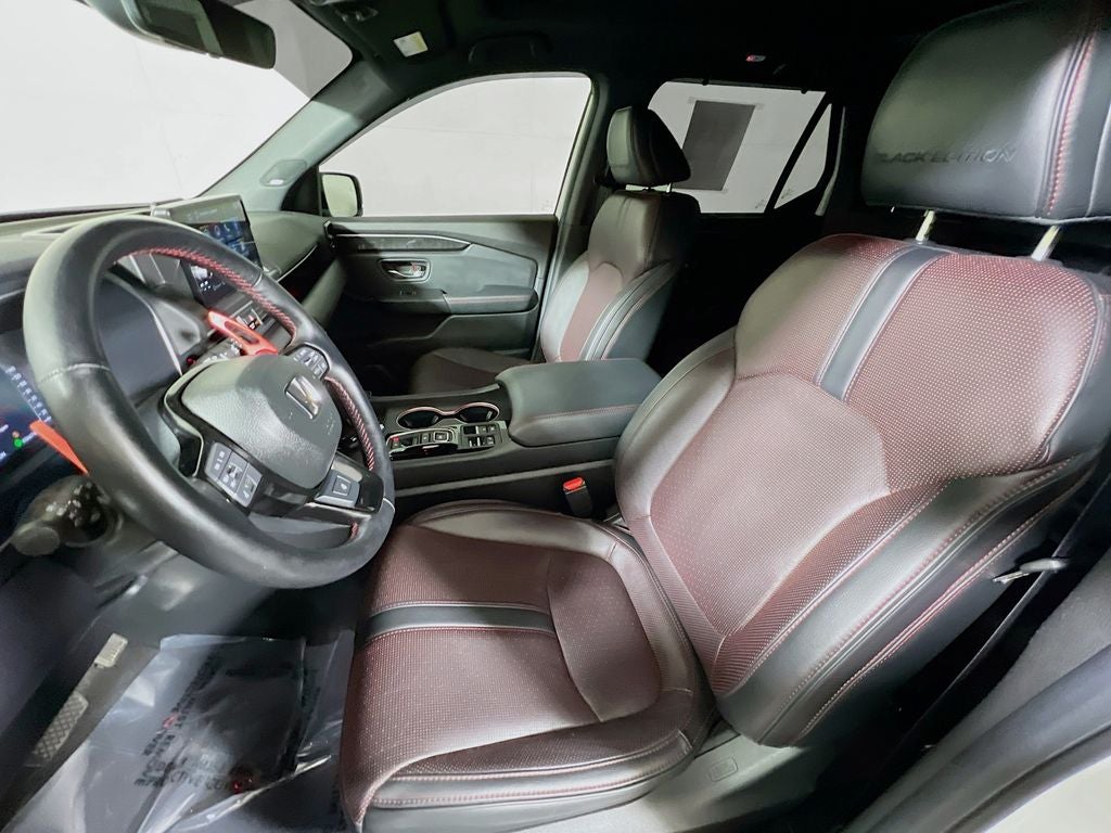 2025 Honda Pilot Black Edition