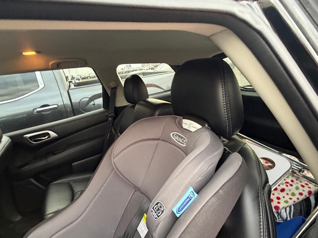 2019 Nissan Pathfinder SL