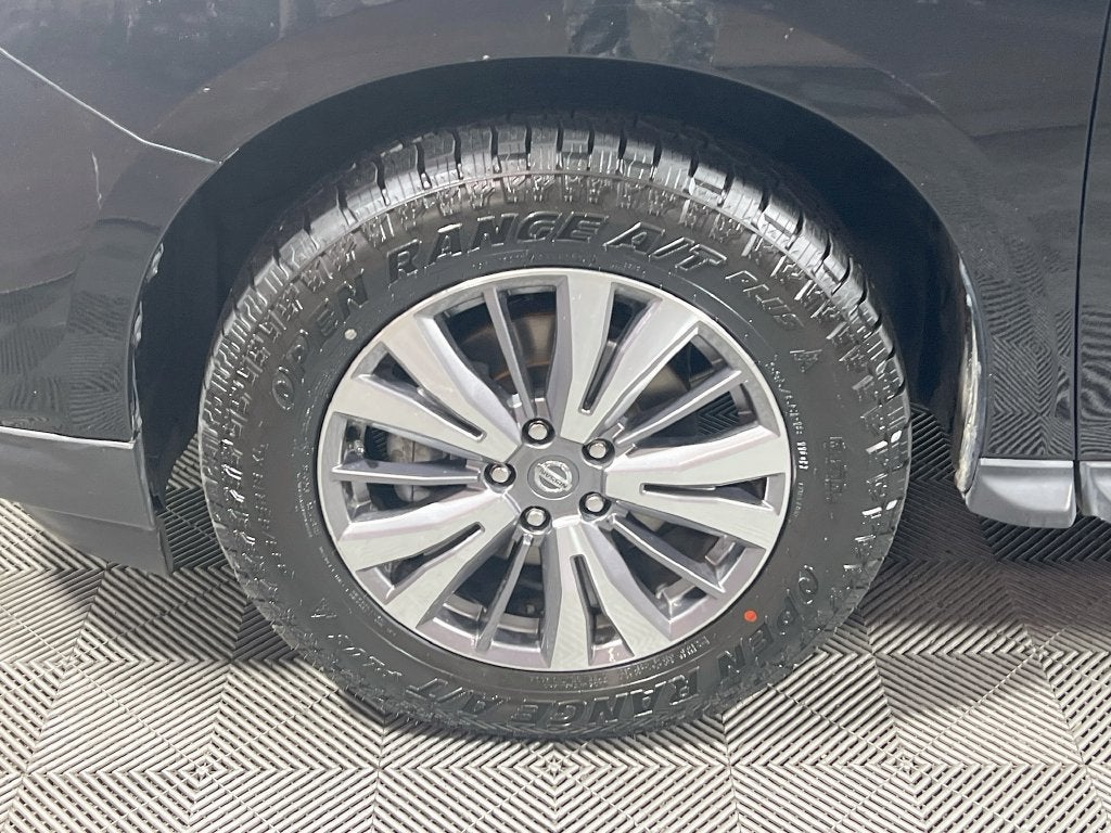 2019 Nissan Pathfinder SL