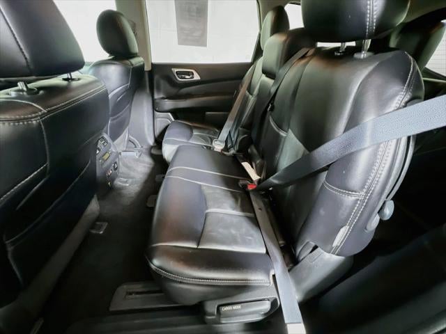 2019 Nissan Pathfinder SL