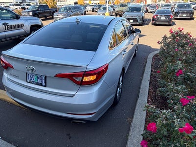 2016 Hyundai Sonata Base